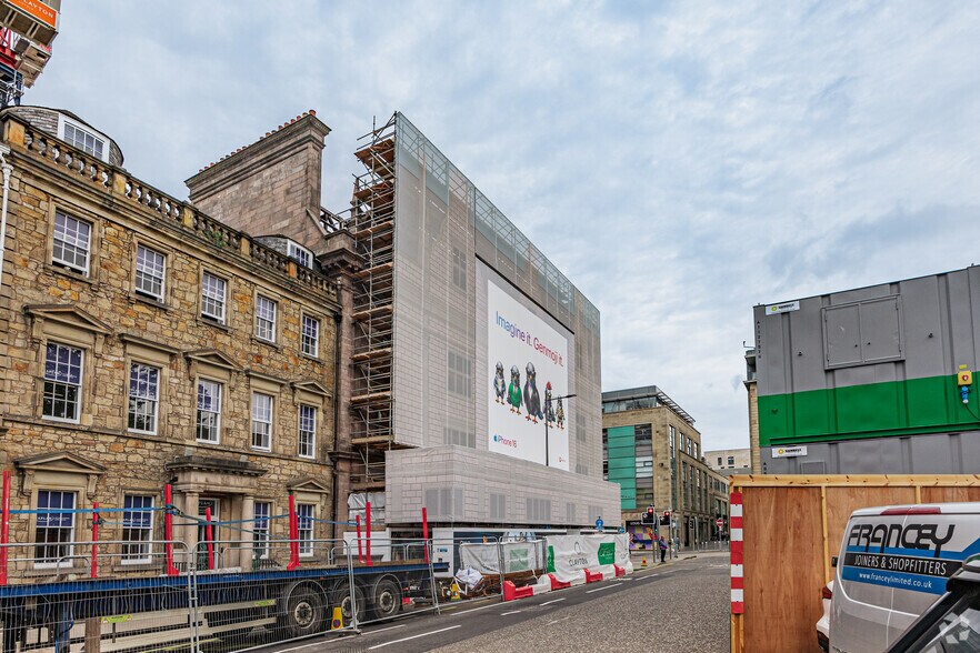 28 St. Andrew Sq, Edinburgh à vendre - Photo de l’immeuble – Image 2 sur 3