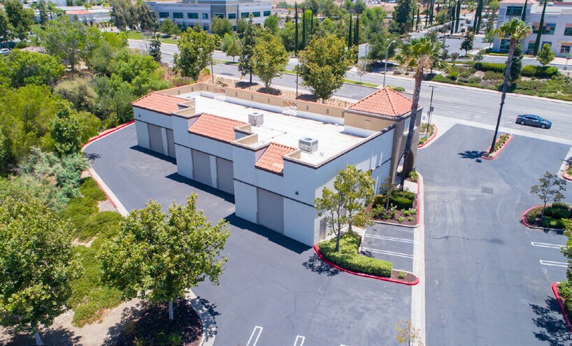 7891 Mission Grove Pky, Riverside, CA à louer - Photo de l’immeuble – Image 2 sur 6