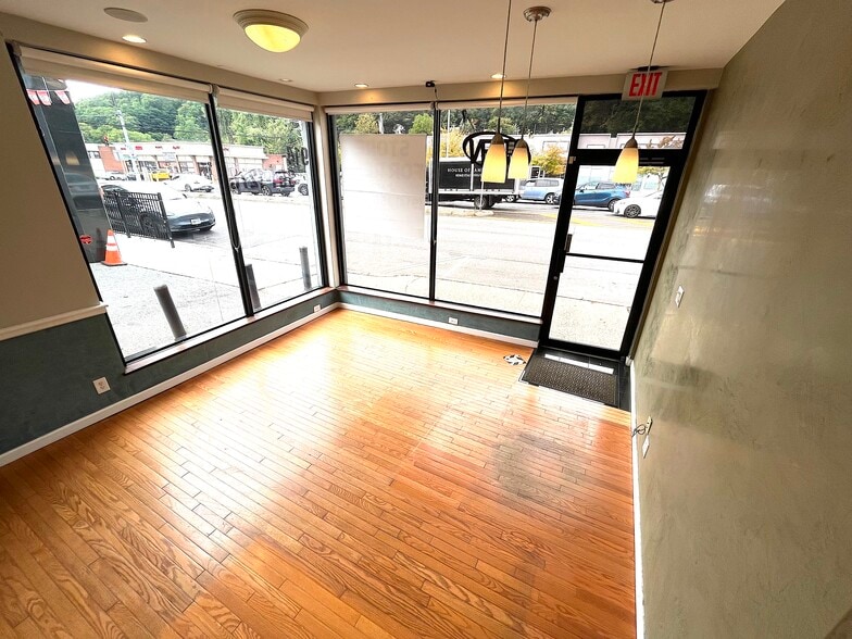 18 N Central Ave, Hartsdale, NY à louer - Photo intérieure – Image 3 sur 23