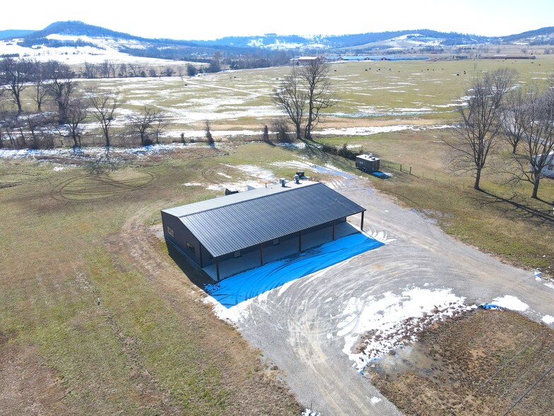 311 9th st, Green Forest, AR à vendre - Photo principale – Image 1 sur 43