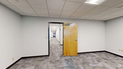 535 Route 38, Cherry Hill, NJ à louer Numérisation 3D Matterport– Image 1 sur 11