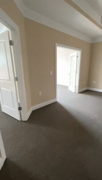 2487 Cedarcrest Rd, Acworth, GA à louer - Vidéo sur l’annonce professionnelle – Image 3 sur 14