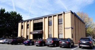 Plus de détails pour 108 State St, Greensboro, NC - Bureau à louer
