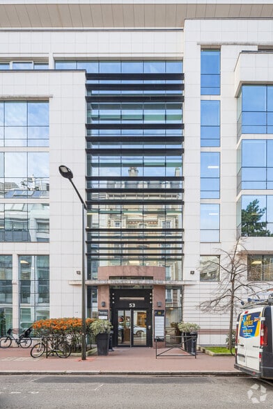 Bureau dans Levallois-Perret à louer - Photo de l’immeuble – Image 2 sur 5