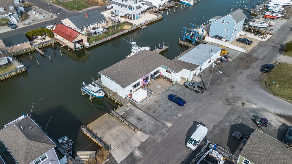 101 Baltic Ave, Waretown, NJ à vendre - Photo de l’immeuble – Image 3 sur 28