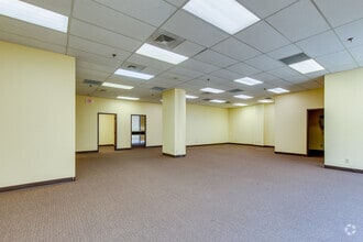 1300 S Meridian Ave, Oklahoma City, OK à vendre Photo intérieure– Image 2 sur 4