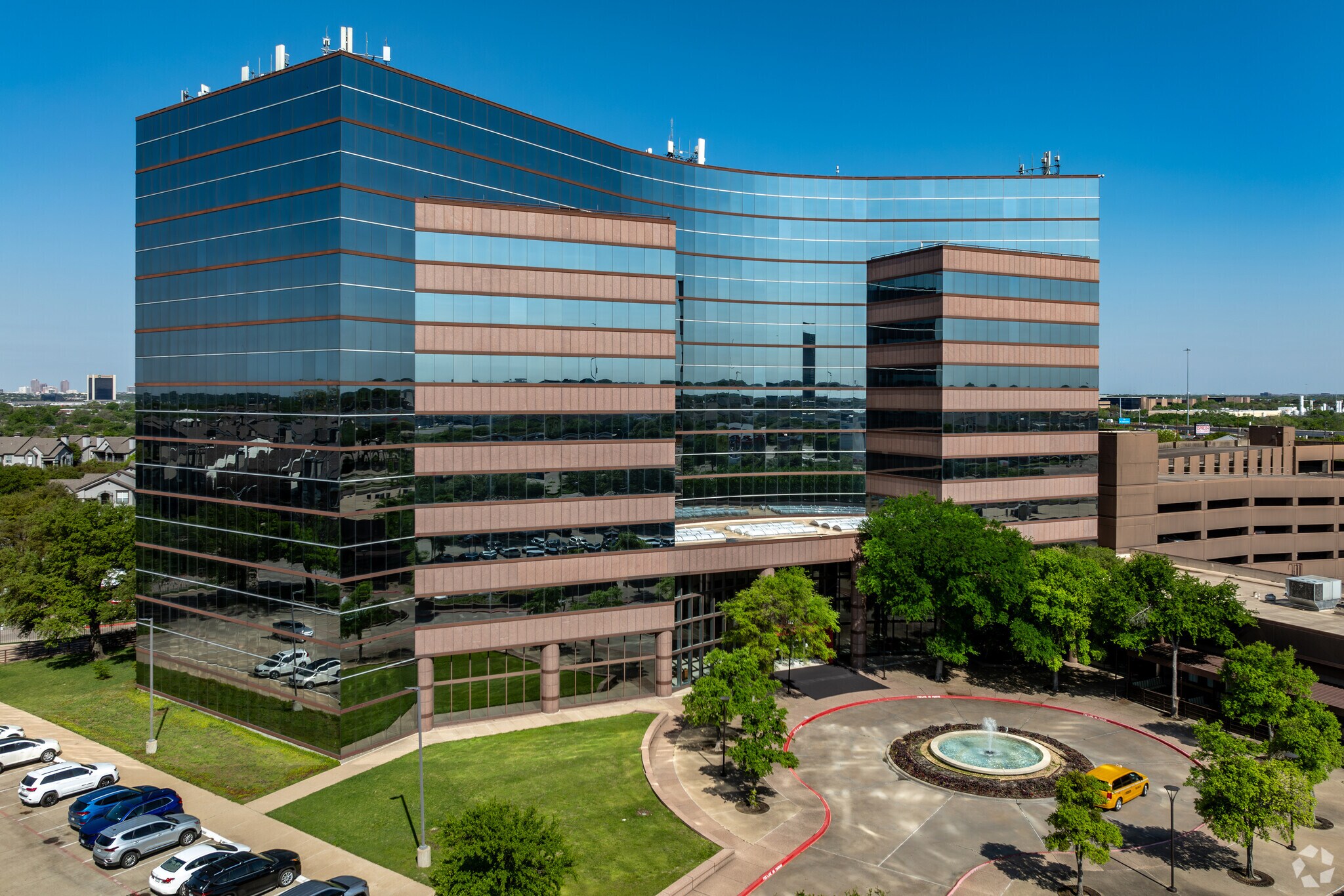 12225 Greenville Ave, Dallas, TX à vendre Photo de l’immeuble– Image 1 sur 8