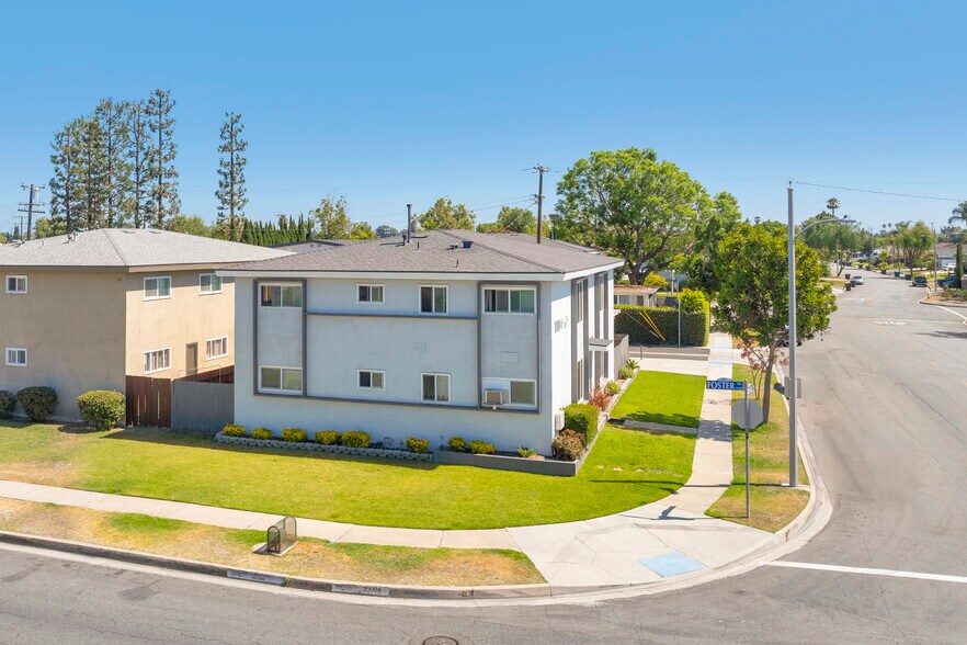 10004 Foster Rd, Bellflower, CA à vendre - Photo de l’immeuble – Image 3 sur 11