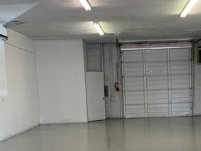 2064 Plaza Dr, Bullhead City, AZ à louer Photo intérieure– Image 1 sur 19