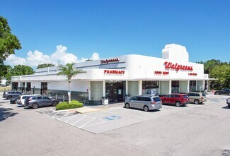 Plus de détails pour 5420 Dr Martin Luther King Jr St N, Saint Petersburg, FL - Local commercial à vendre