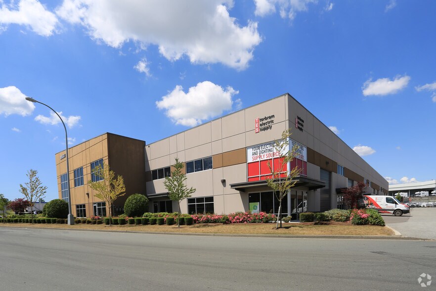 30553 Great Northern Ave, Abbotsford, BC à vendre - Photo de l’immeuble – Image 2 sur 8