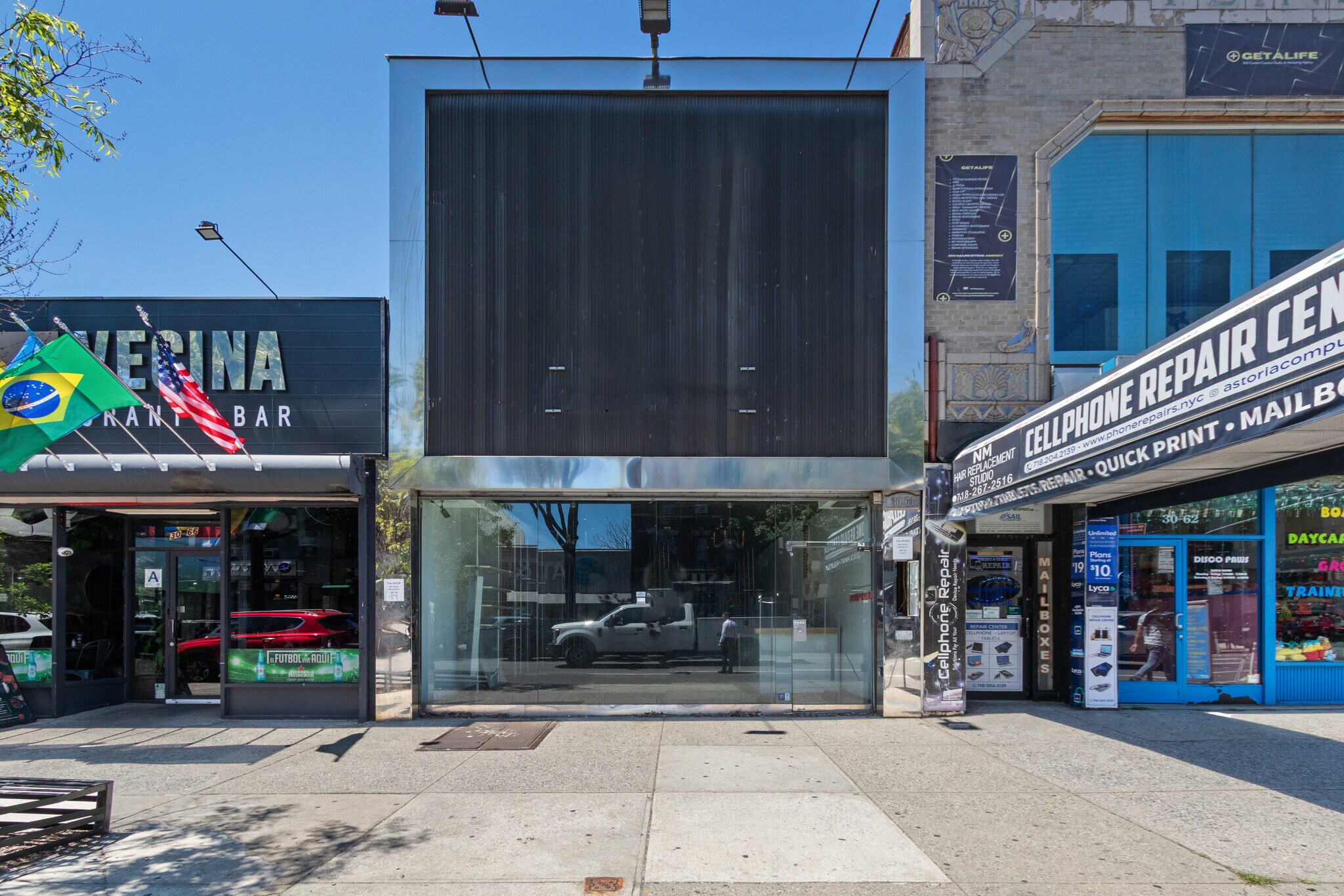 30-64 Steinway St, Astoria, NY à louer Photo de l’immeuble– Image 1 sur 7
