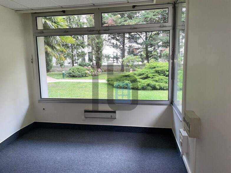 Bureau dans Neuilly Sur Seine à vendre - Photo intérieure – Image 3 sur 3