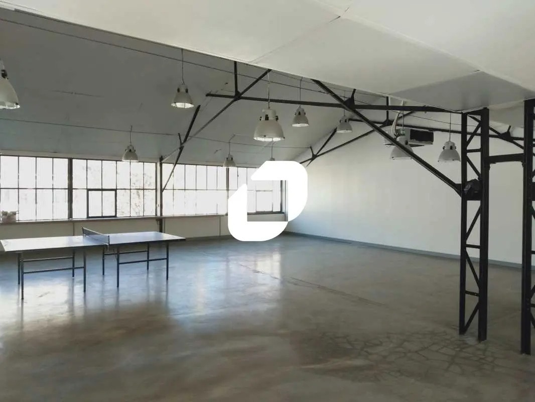 Industriel/Logistique dans Ivry-sur-Seine à vendre Photo intérieure– Image 1 sur 17