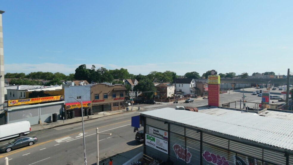 THE SOUTH QUEENS COMMERCIAL PORTFOLIO portefeuille de 12 biens à vendre sur LoopNet.fr - Vidéo sur l’annonce professionnelle – Image 2 sur 34