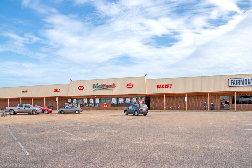 116 N Walnut St, Fairmont, NC à vendre - Photo de l’immeuble – Image 3 sur 7