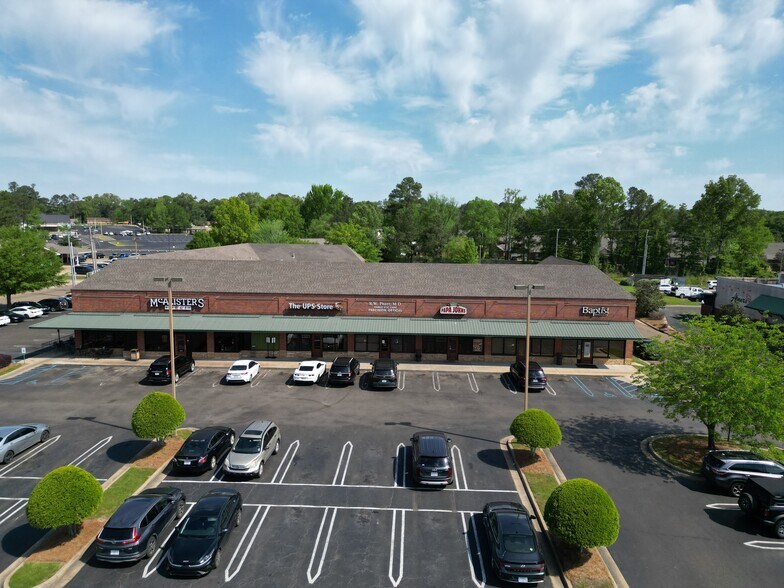 1490 W Government St, Brandon, MS à louer - Photo de l’immeuble – Image 3 sur 4