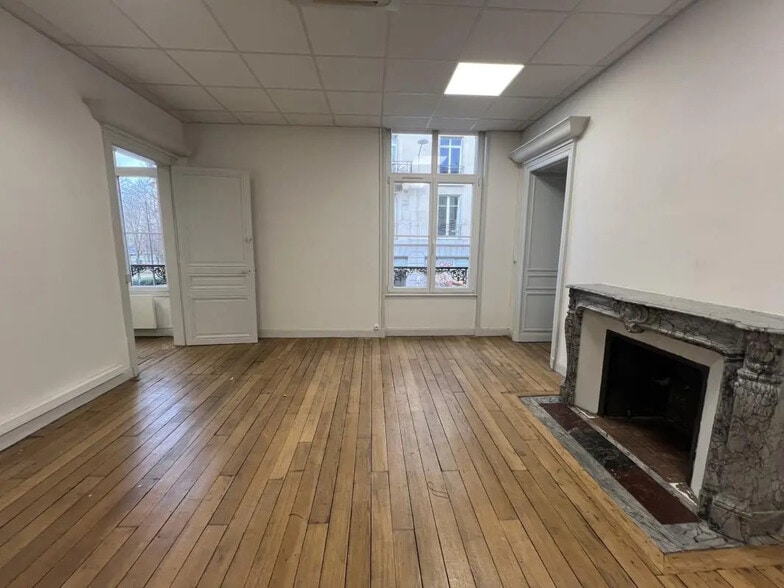 Bureau dans Reims à louer - Photo intérieure – Image 2 sur 5