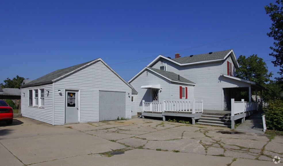 502 W State St, Hastings, MI à vendre - Photo principale – Image 1 sur 37