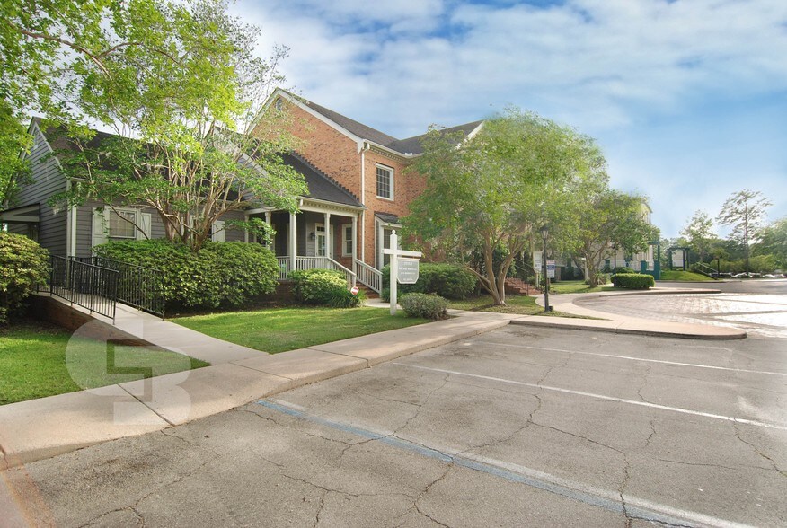 3375 Capital Cir NE, Tallahassee, FL à louer - Photo de l’immeuble – Image 2 sur 5