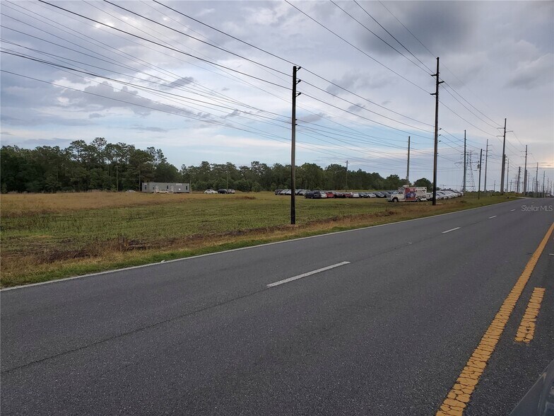 SE Maricamp, Ocala, FL à vendre - Photo de l’immeuble – Image 1 sur 11