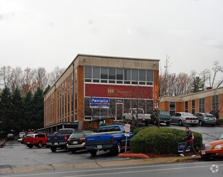 Plus de détails pour 1932 Arlington Blvd, Charlottesville, VA - Bureau à louer