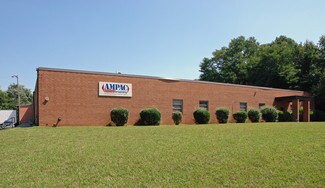 Plus de détails pour 2401 Schirra Pl, High Point, NC - Industriel/Logistique à louer