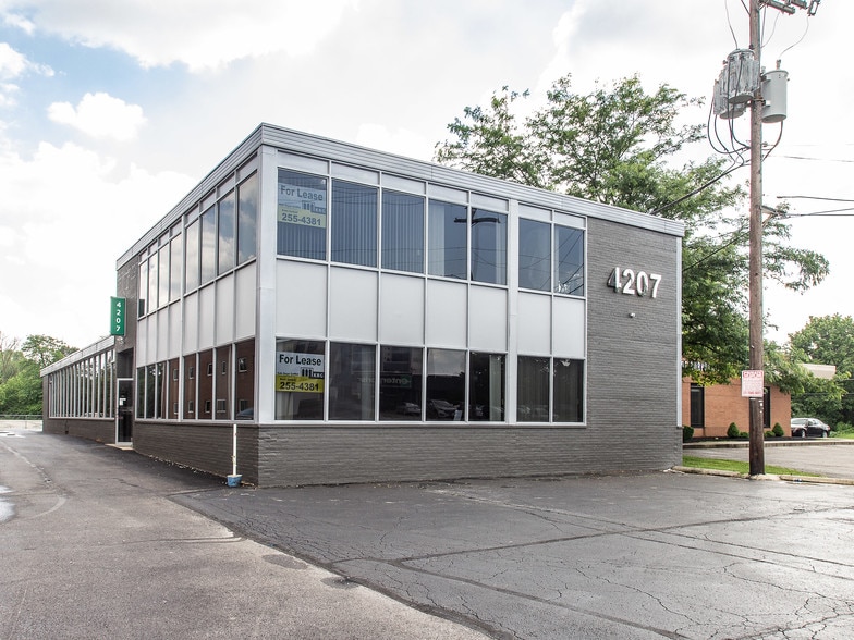 4207 E Broad St, Columbus, OH à vendre - Autre – Image 1 sur 9