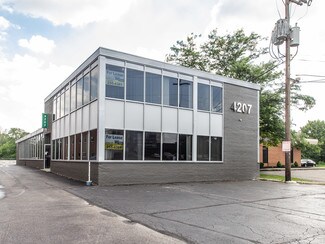 Plus de détails pour 4207 E Broad St, Columbus, OH - Bureau à vendre