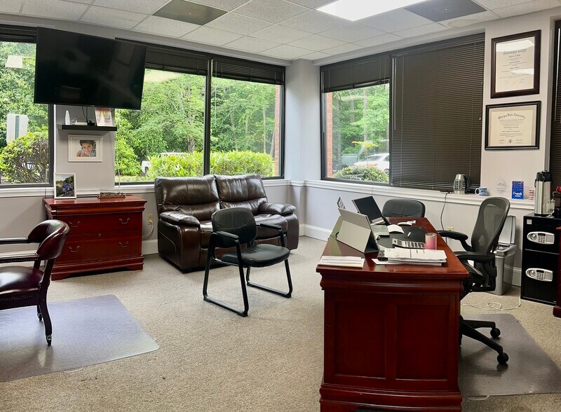 401 Westpark Ct, Peachtree City, GA à louer - Photo intérieure – Image 3 sur 21