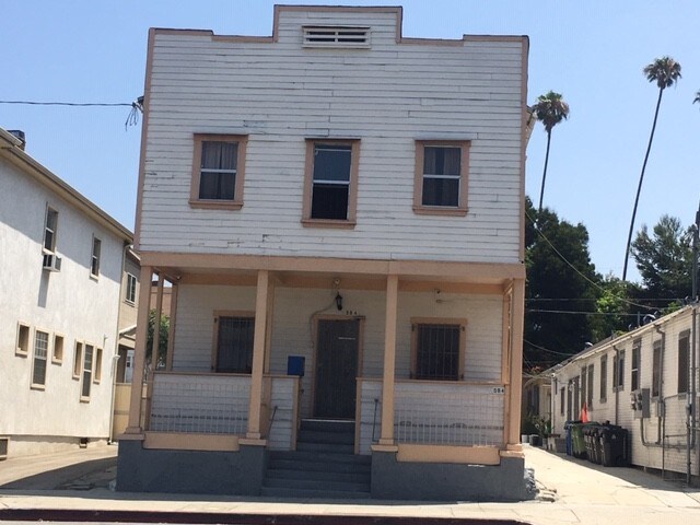 564 N Virgil Ave, Los Angeles, CA à vendre - Photo principale – Image 1 sur 2