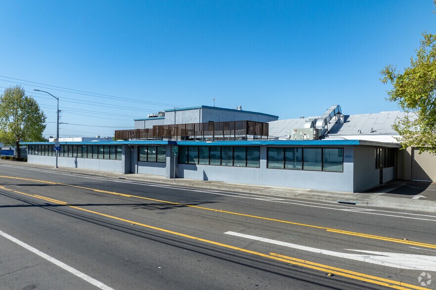 2661 Alvarado St, San Leandro, CA à louer - Photo de l’immeuble – Image 2 sur 13