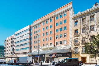 Plus de détails pour Calle de Fuencarral, 123, Madrid - Bureau à louer