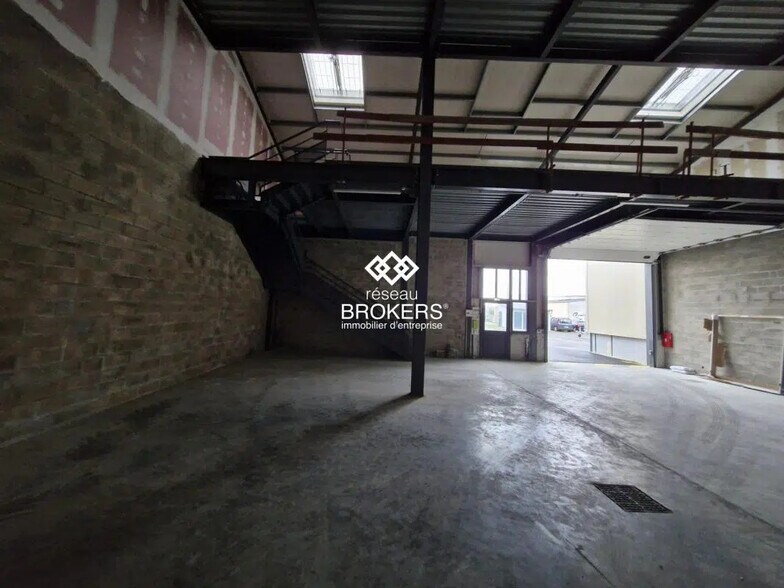 Industriel/Logistique dans Montfermeil à louer - Photo intérieure – Image 2 sur 4