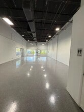 3501-3531 NW 19th St, Fort Lauderdale, FL à louer Photo intérieure– Image 1 sur 6
