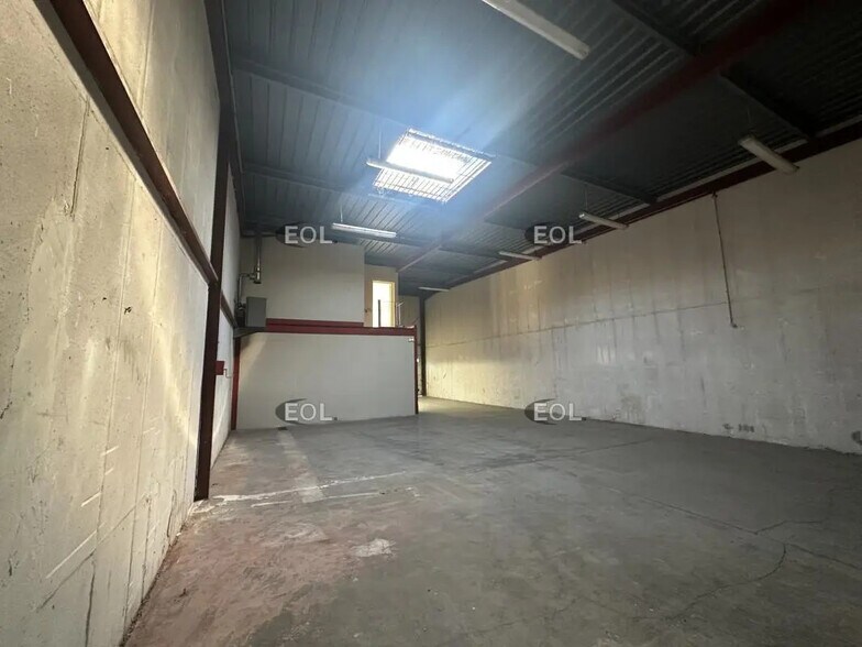 Industriel/Logistique dans Champigny-sur-Marne à louer - Photo intérieure – Image 2 sur 6