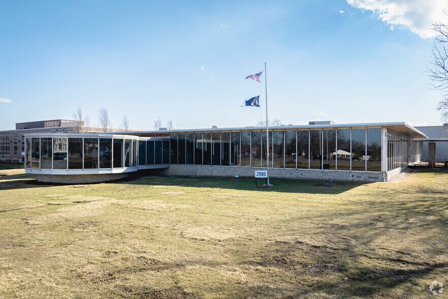 2980 E Coliseum Blvd, Fort Wayne, IN à vendre - Photo de l’immeuble – Image 2 sur 15