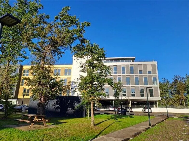 Bureau dans Nantes à louer - Photo de l’immeuble – Image 2 sur 7