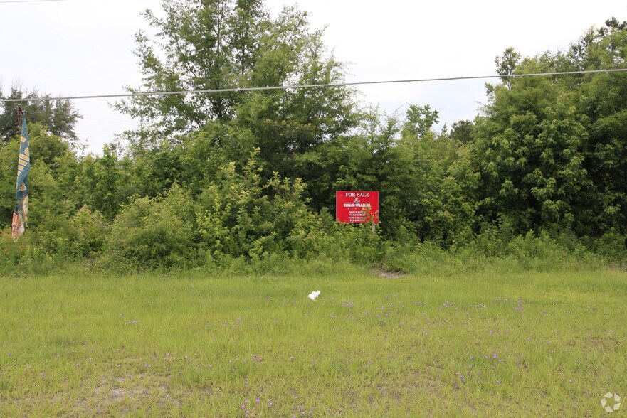 US-17 Commercial Lots portefeuille de 2 biens à vendre sur LoopNet.fr - Photo principale – Image 2 sur 2