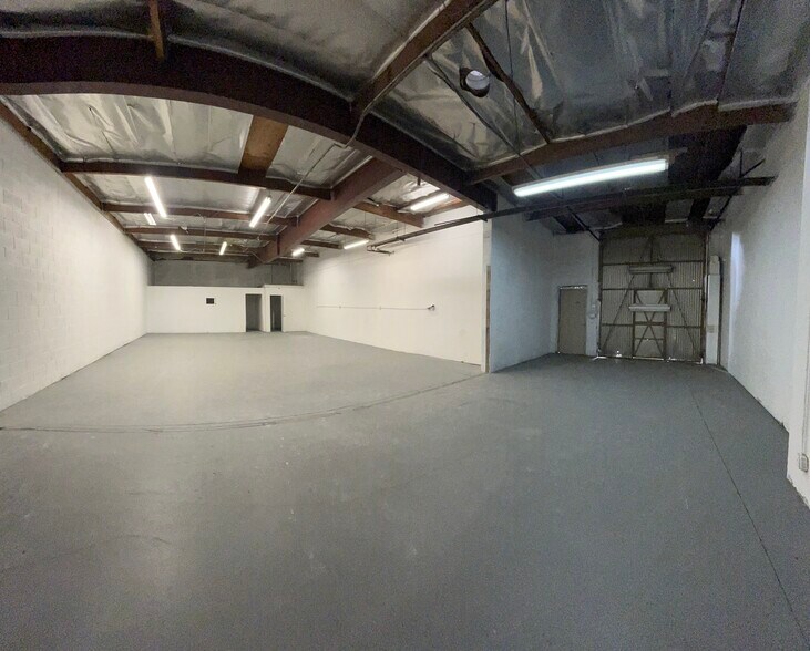 11062-11076 Mercantile Ave, Stanton, CA à louer - Photo de l’immeuble – Image 2 sur 10