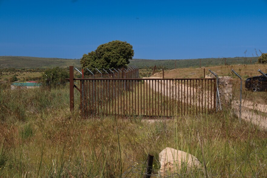 Carretera Ávila Escorial, Navalperal de Pinares, Ávila à vendre - Photo de l’immeuble – Image 3 sur 56