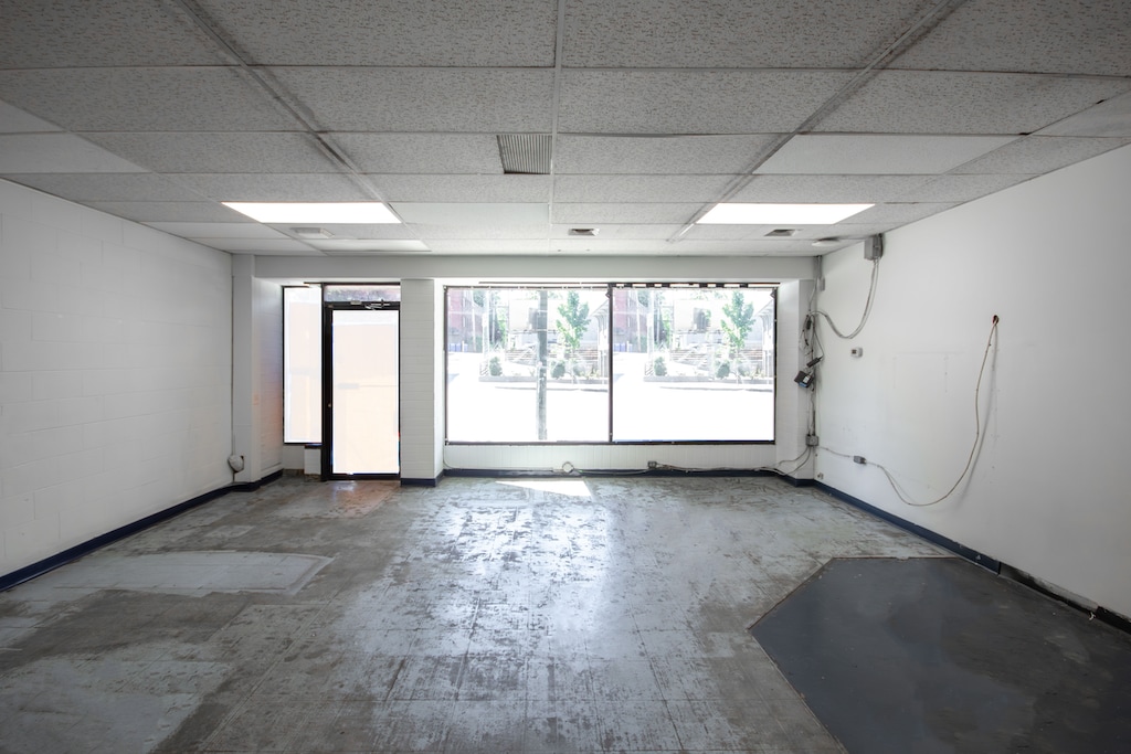1475 12th Av W, Vancouver, BC à louer Photo intérieure– Image 1 sur 2