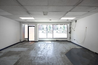 1475 12th Av W, Vancouver, BC à louer Photo intérieure– Image 1 sur 2