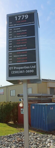 1779 Sean Hts, Central Saanich, BC à louer - Photo de l’immeuble – Image 3 sur 8