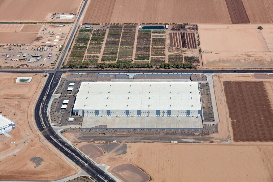 4895 Pebble Creek Pky, Goodyear, AZ à louer - Photo de l’immeuble – Image 3 sur 7
