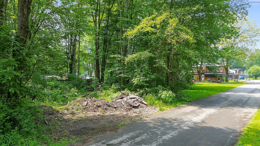 21st Ave, Sylvan Beach, NY à vendre - Photo principale – Image 1 sur 1