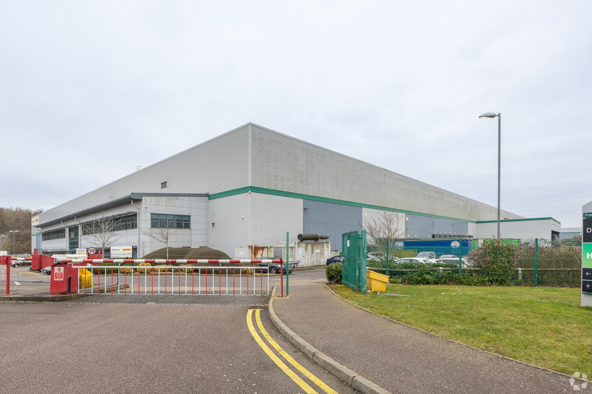 1-5 Claudius Way, Wellingborough à louer Photo principale– Image 1 sur 3