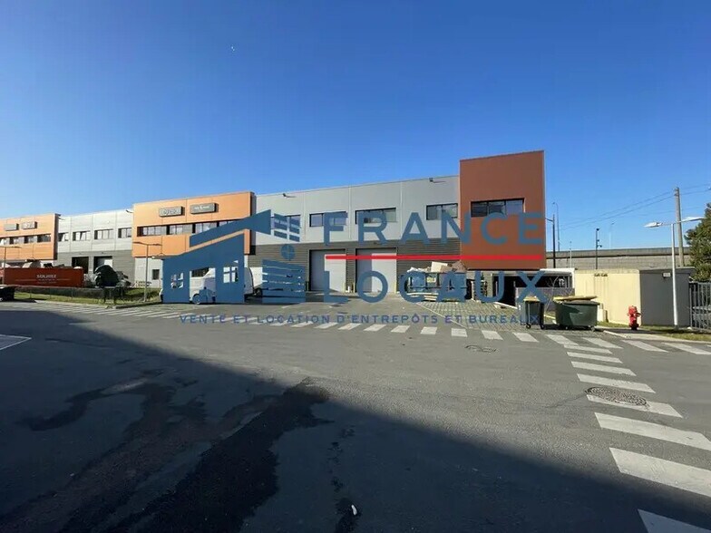38 Chemin Latéral, Romainville à louer - Photo de l’immeuble – Image 2 sur 7