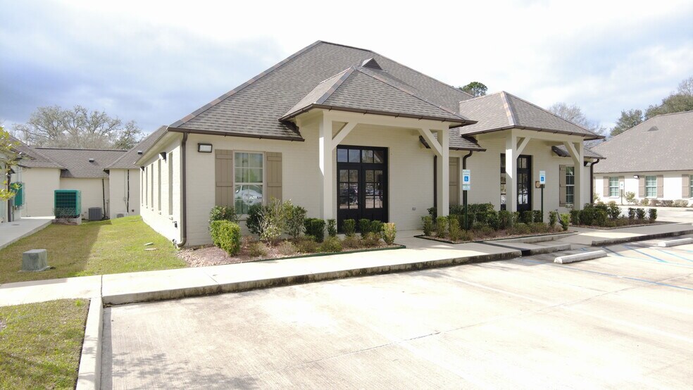 4710 Bluebonnet Blvd, Baton Rouge, LA à louer - Photo de l’immeuble – Image 2 sur 6