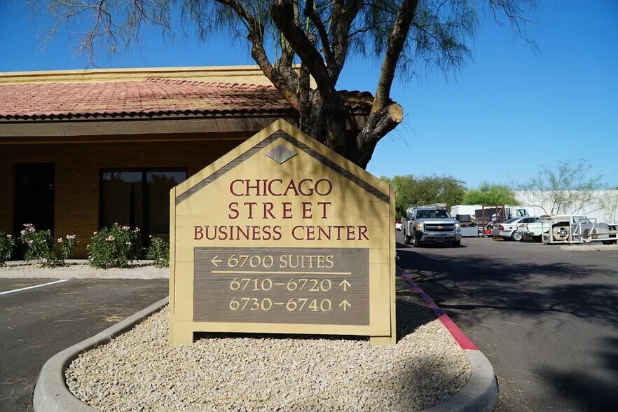 6700 W Chicago St, Chandler, AZ à louer - Photo de l’immeuble – Image 3 sur 4